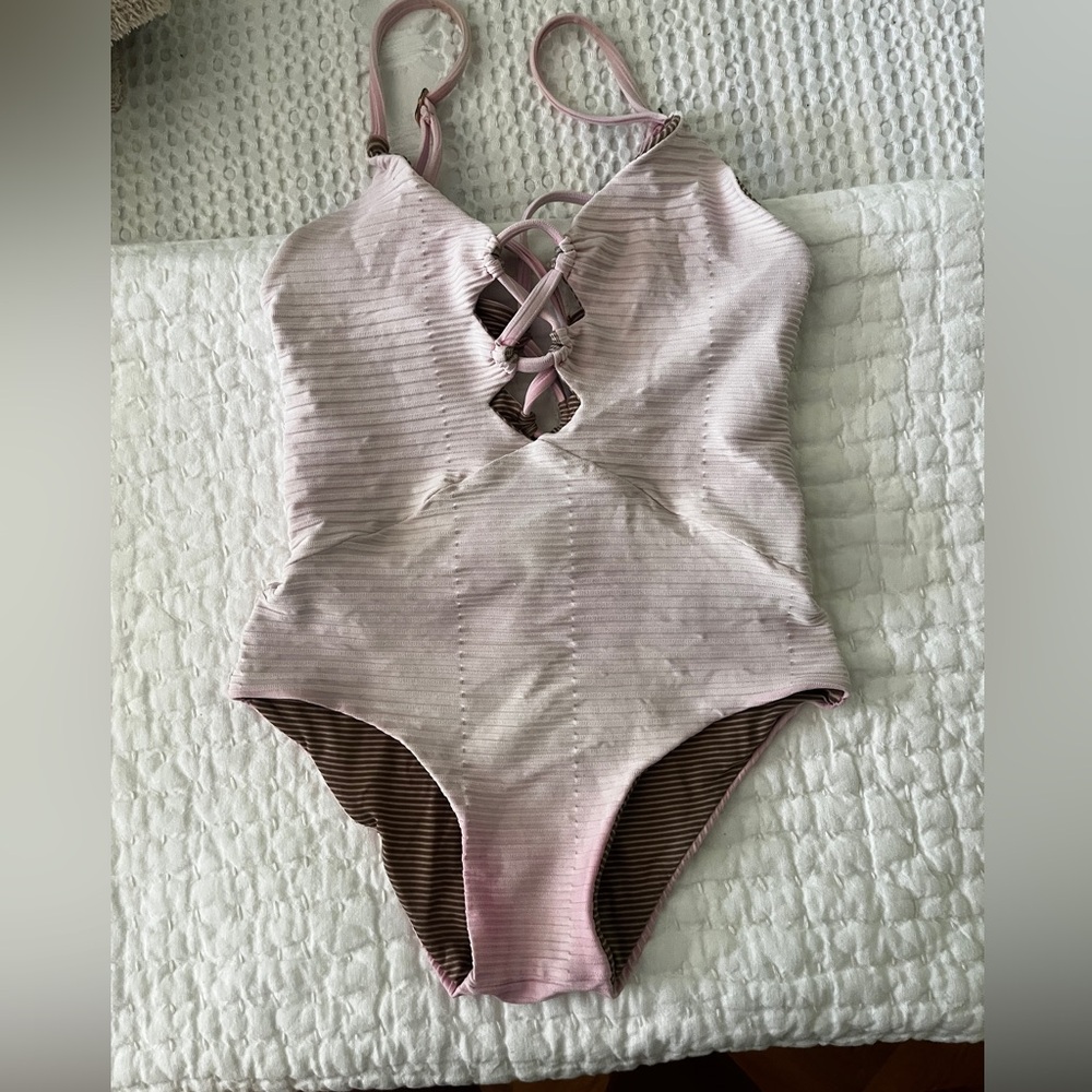 Acacia pink ribbed one piece